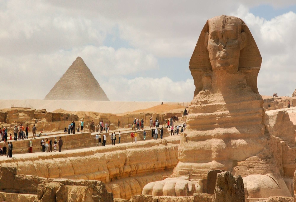 Tour to Giza Pyramids and Sphinx