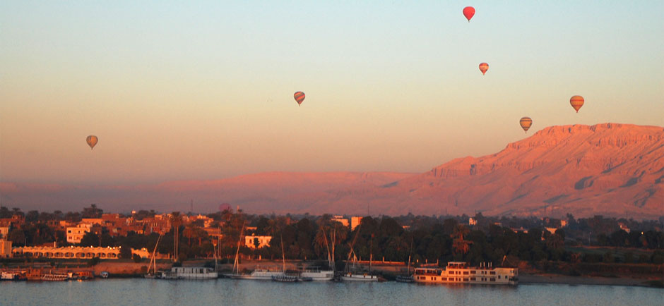 Hot Air Ballon Ride in Luxor 