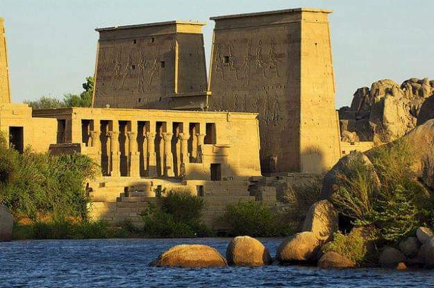 Nile Cruise Tour from Aswan to Luxor   3 nights / 4 days 